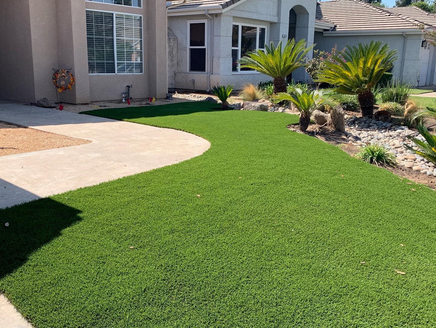 make-installing-synthetic-grass-a-2020-resolution-synlawn-central-california