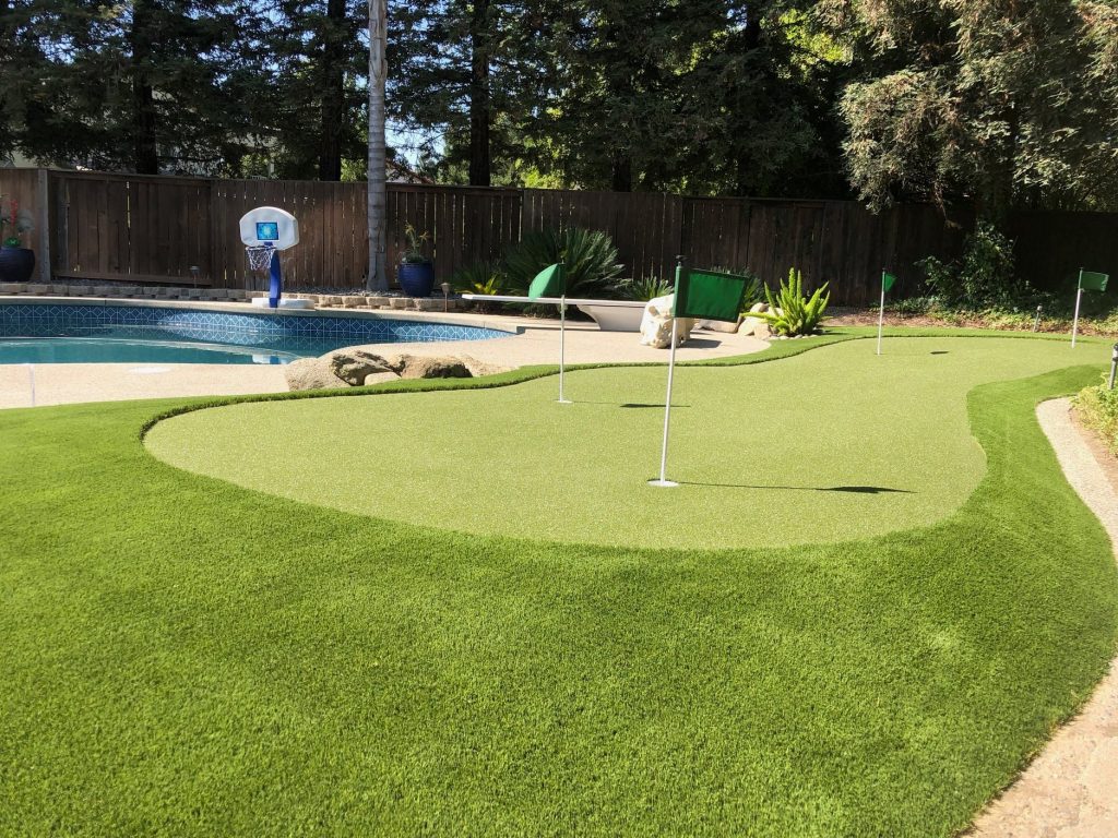 elevate-your-yard-with-an-artificial-grass-putting-green-synlawn-central-california